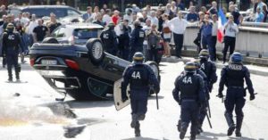 Unrest in France: 'Uber Go Home' protests