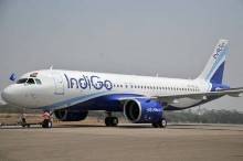 Women put Indigo seat into your pocket