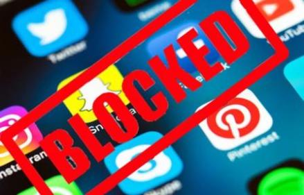 Whatsapp, Facebook shut down as Muslim Bashing escalates in Lanka